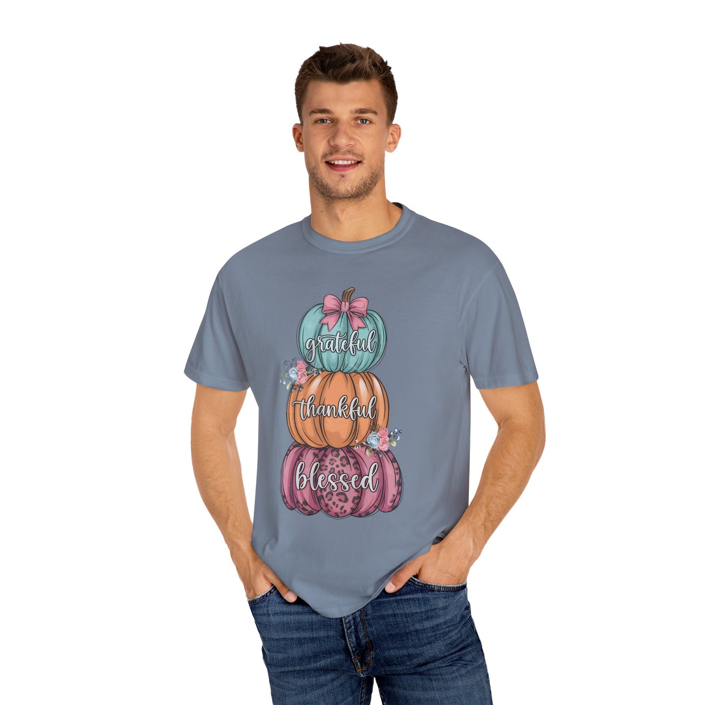 T-Shirt Grateful, Thankful, Blessed Stacked Pumpkins Unisex Garment-Dyed, Comfort Colors