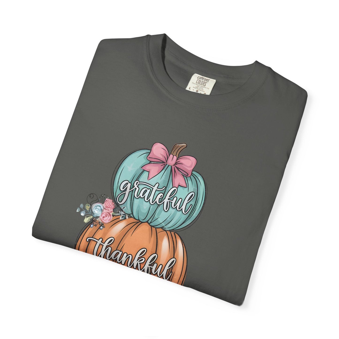 T-Shirt Grateful, Thankful, Blessed Stacked Pumpkins Unisex Garment-Dyed, Comfort Colors