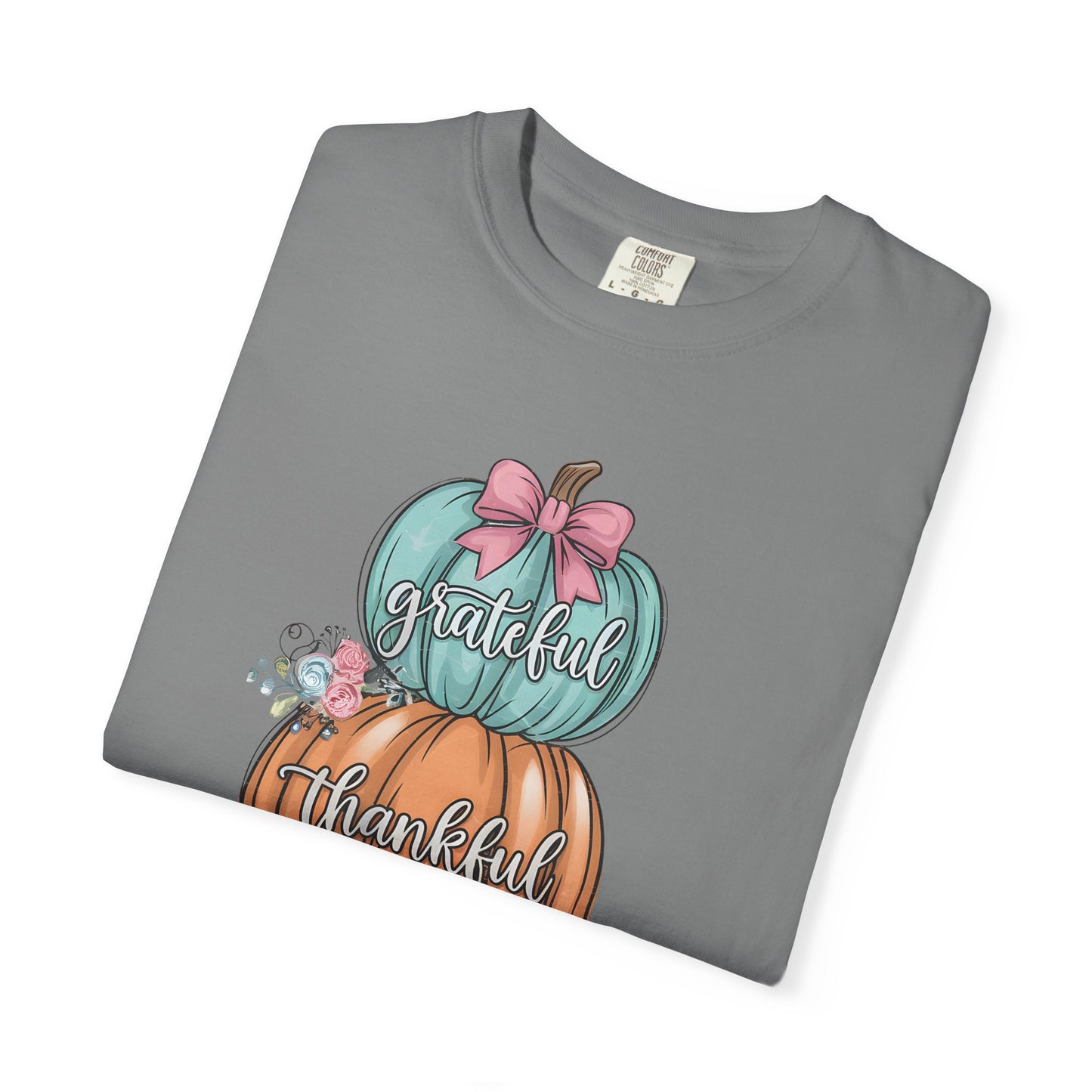 T-Shirt Grateful, Thankful, Blessed Stacked Pumpkins Unisex Garment-Dyed, Comfort Colors