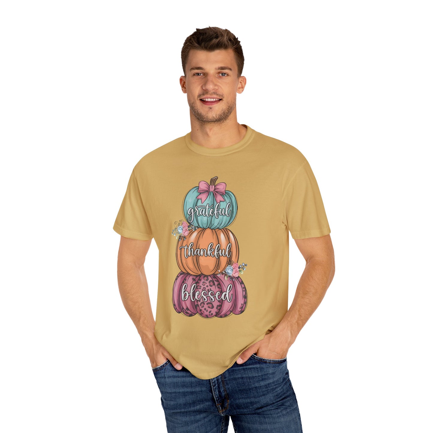 T-Shirt Grateful, Thankful, Blessed Stacked Pumpkins Unisex Garment-Dyed, Comfort Colors