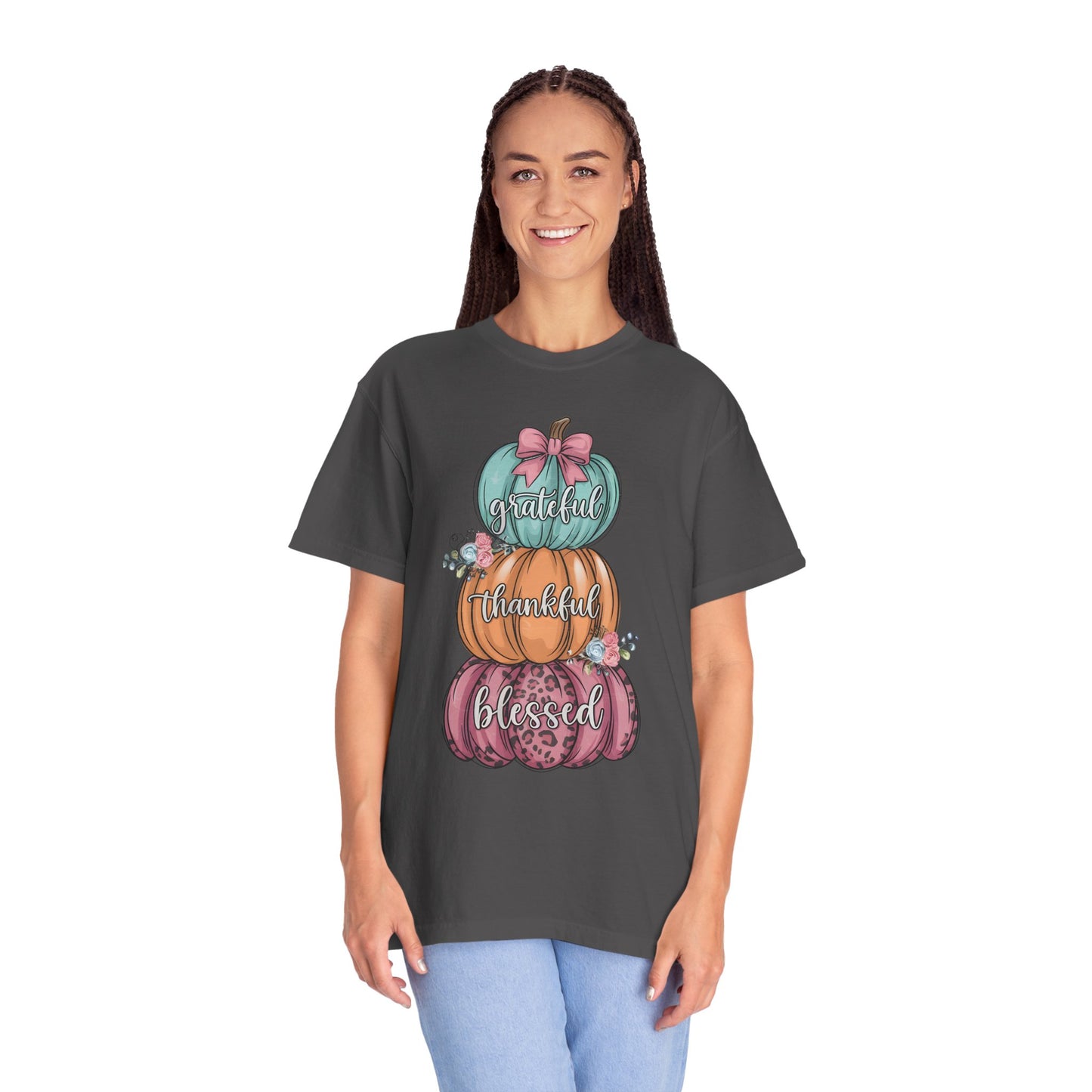 T-Shirt Grateful, Thankful, Blessed Stacked Pumpkins Unisex Garment-Dyed, Comfort Colors