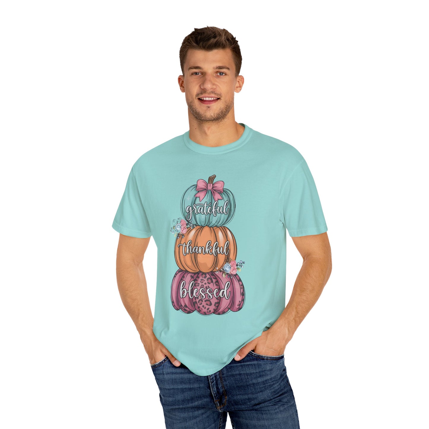 T-Shirt Grateful, Thankful, Blessed Stacked Pumpkins Unisex Garment-Dyed, Comfort Colors