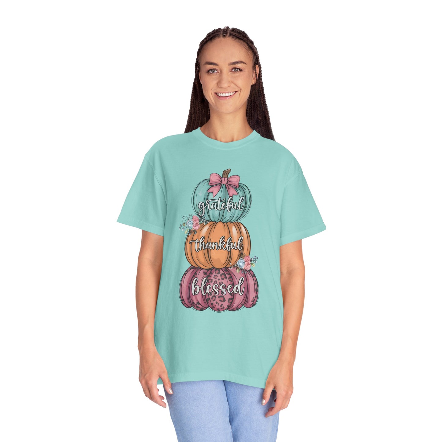 T-Shirt Grateful, Thankful, Blessed Stacked Pumpkins Unisex Garment-Dyed, Comfort Colors
